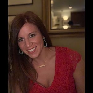 Meet your Posher, Cassi